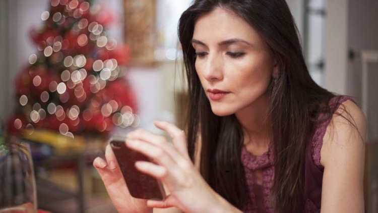 Coping with ‘fear of missing out’ over the holidays