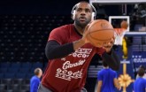 Watch Lebron James train (in virtual reality)