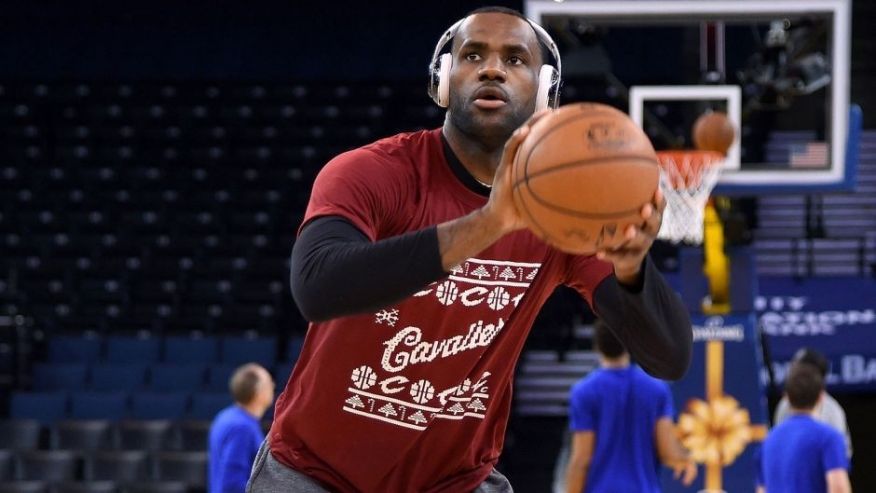 Watch Lebron James train (in virtual reality)