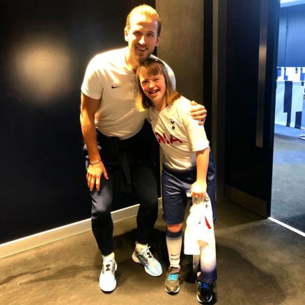 Harry Kane meets trolled fan Ella at Spurs match